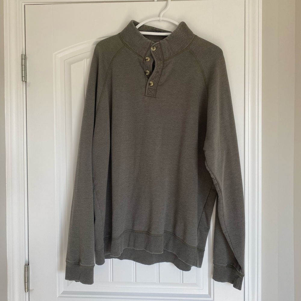 Men's Olive Green Sweater